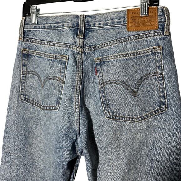 Levis Womens Premium Blue Wedgie Straight Button Fly Med Wash Jeans Size 28 - Picture 9 of 11